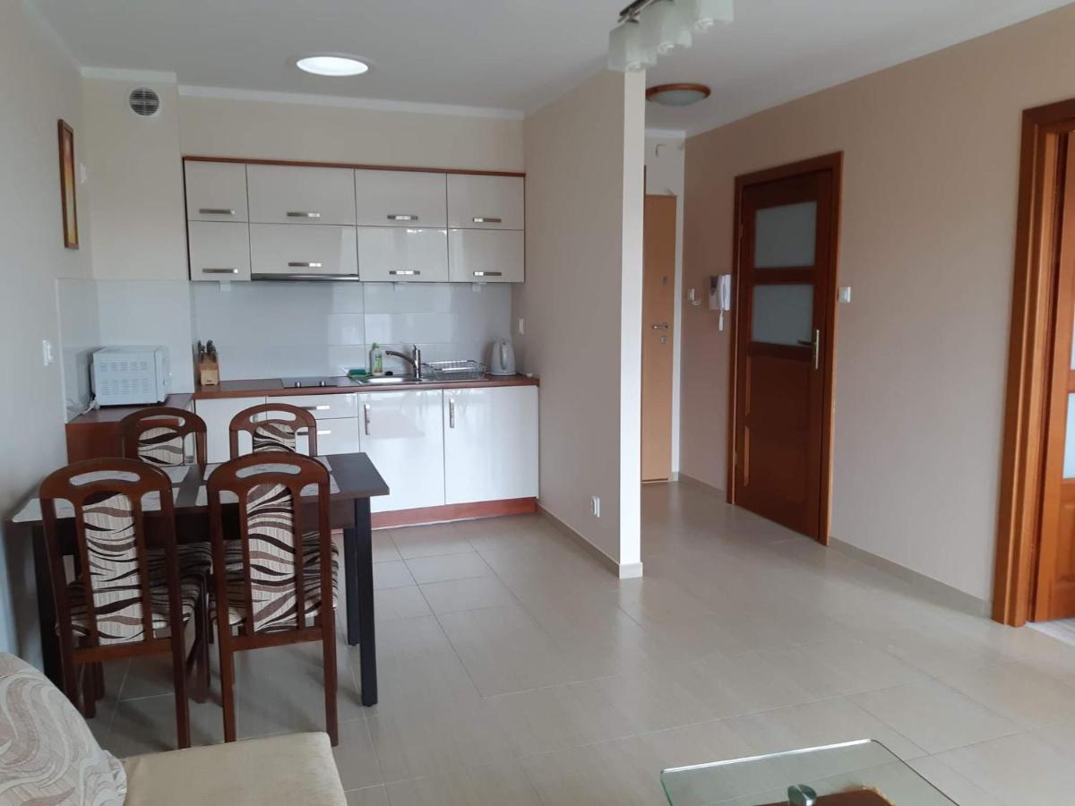 Apartament W Bursztynowych Komnatach Ujście-Darłowskie Esterno foto
