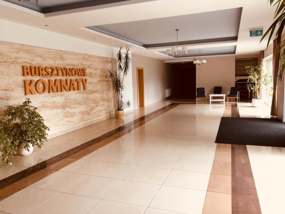 Apartament W Bursztynowych Komnatach Ujście-Darłowskie Esterno foto